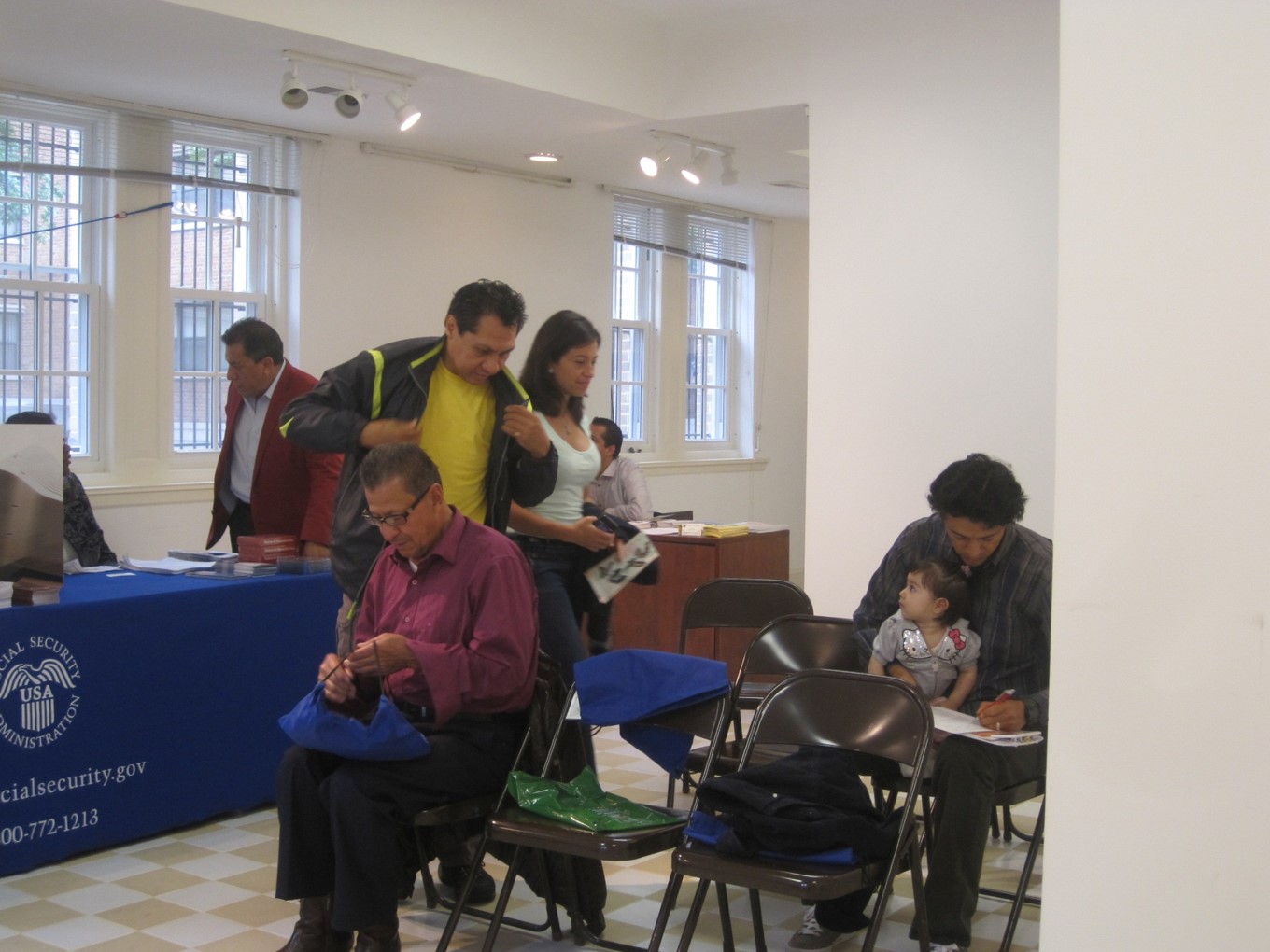 Ventanilla de Salud Visita Consulados Hermanos: Consulado de Ecuador